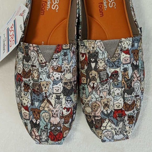 Skechers Shoes - NWT! Skechers BOBS Dogs & Cats Print Canvas Flats